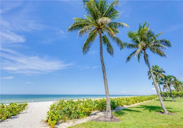 $9,000 | 10691 Gulf Shore Drive, Unit 1201, Naples, FL 34108