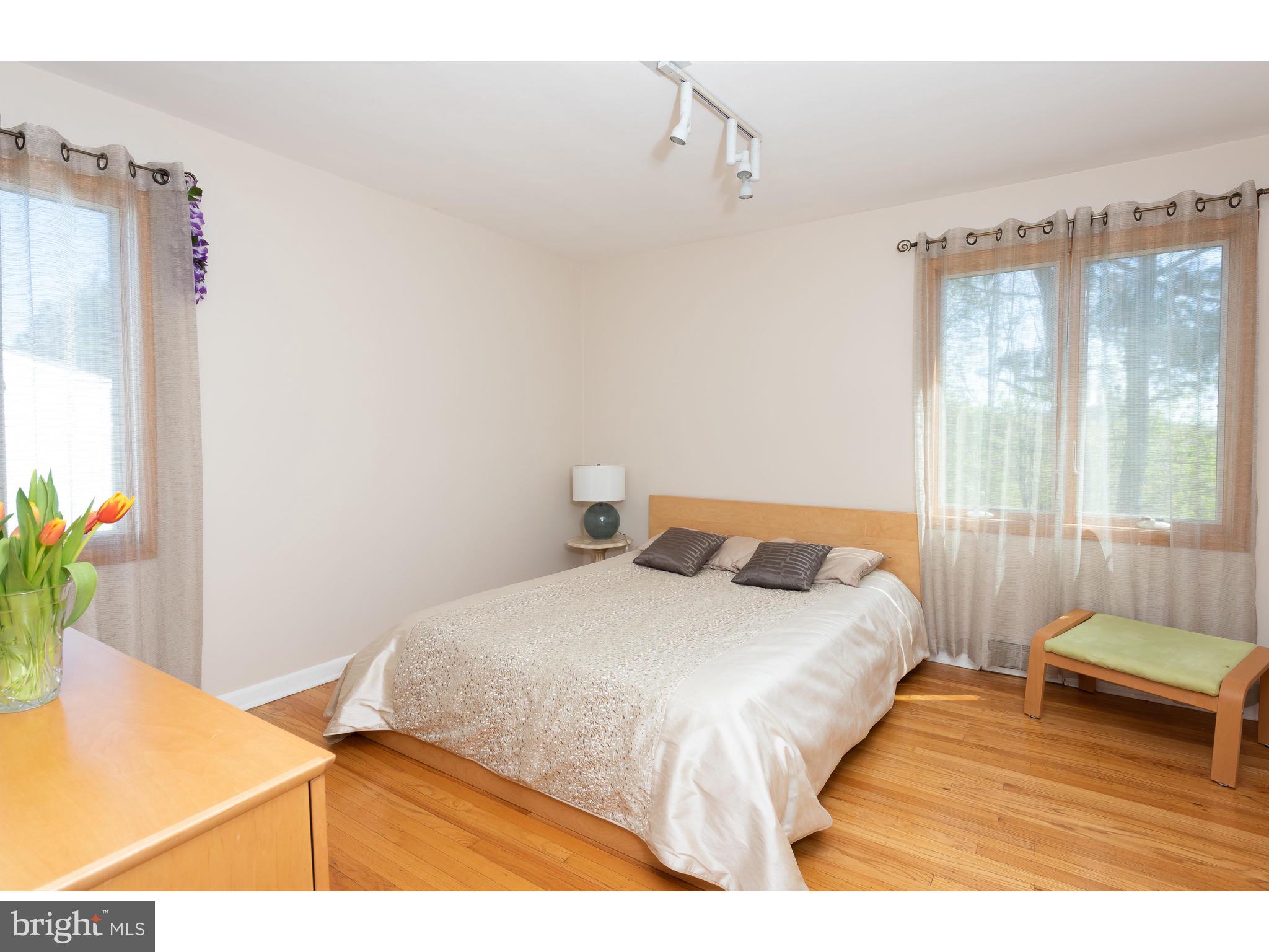 723 Cambridge Road Bala Cynwyd, PA 19004 - Photo 16 of 24 Gallery Image 16
