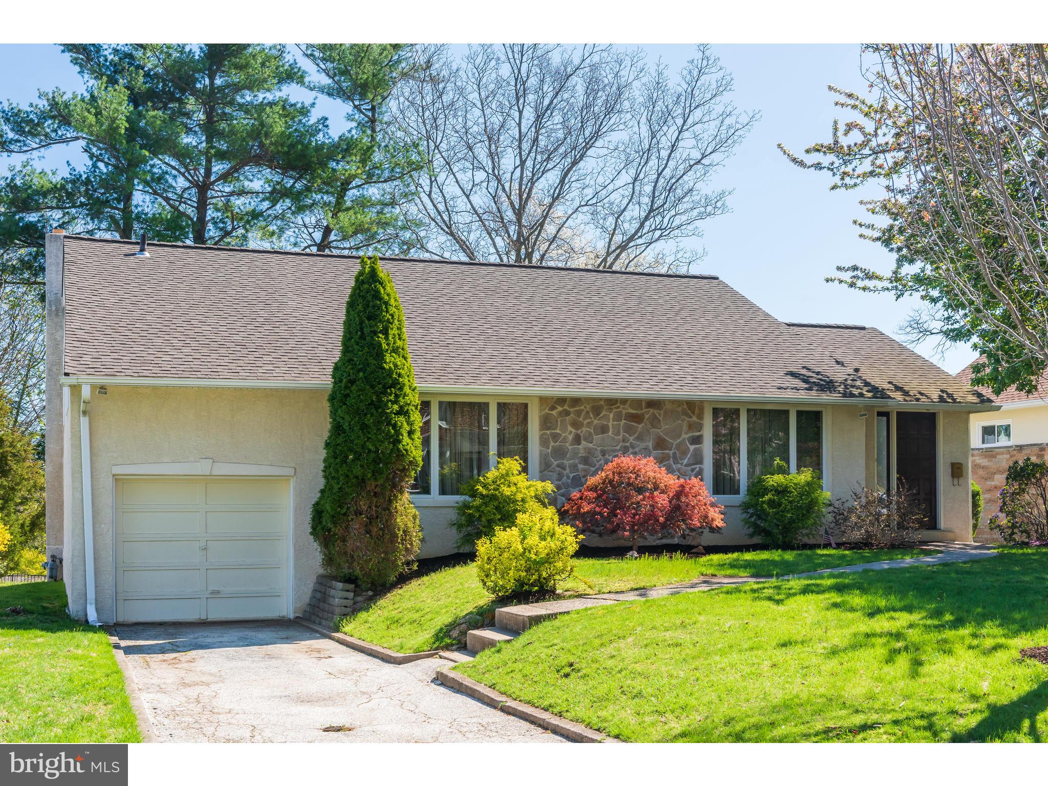 723 Cambridge Road Bala Cynwyd, PA 19004 - Photo 3 of 24 Gallery Image 3