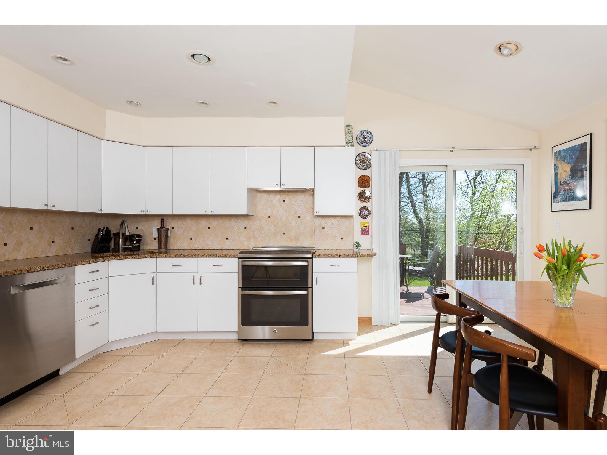 723 Cambridge Road Bala Cynwyd, PA 19004 - Photo 10 of 24 Gallery Image 10