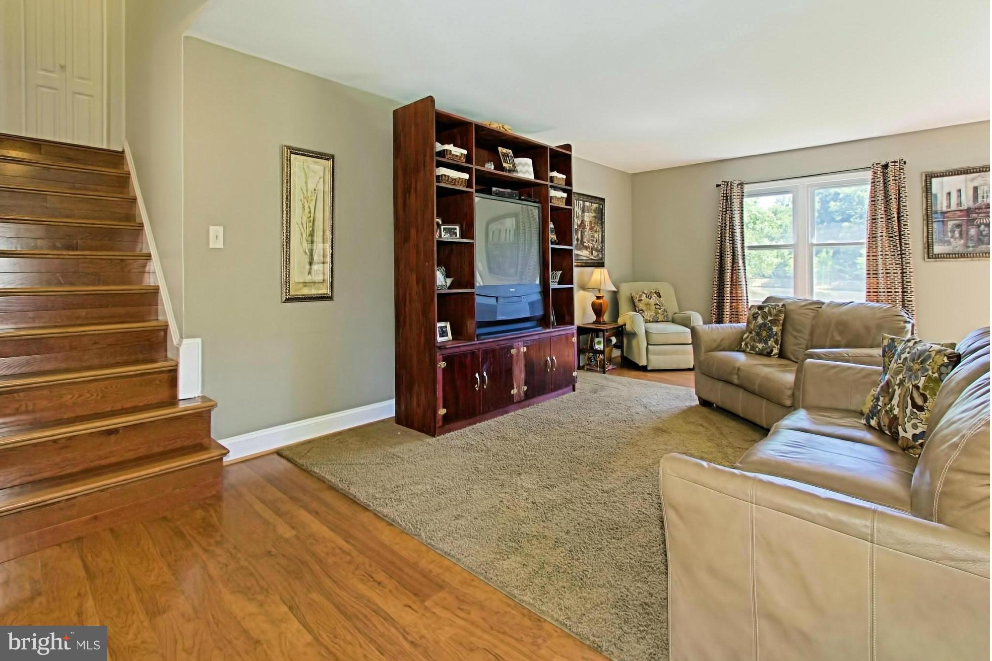 2329 Rosedown Drive Reston, VA 20191 - Photo 4 of 30 Light-filled Living Room