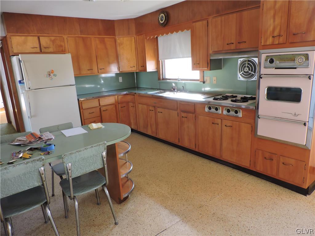 1110 Ridge Avenue Allentown, PA 18102 - Photo 4 of 27 Gallery Image 4