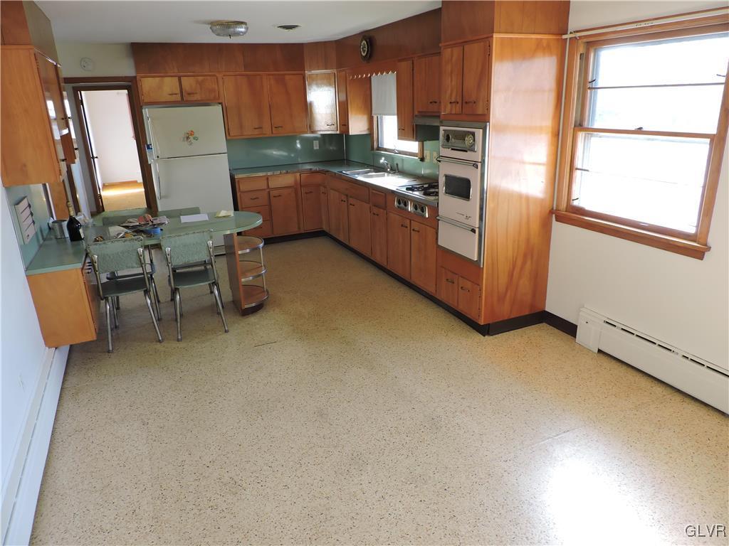 1110 Ridge Avenue Allentown, PA 18102 - Photo 5 of 27 Gallery Image 5
