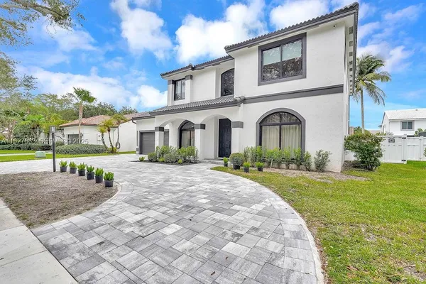 $1,590,000 | 10746 Charleston Place, Cooper City, FL 33026