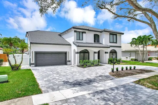 $1,590,000 | 10746 Charleston Place, Cooper City, FL 33026