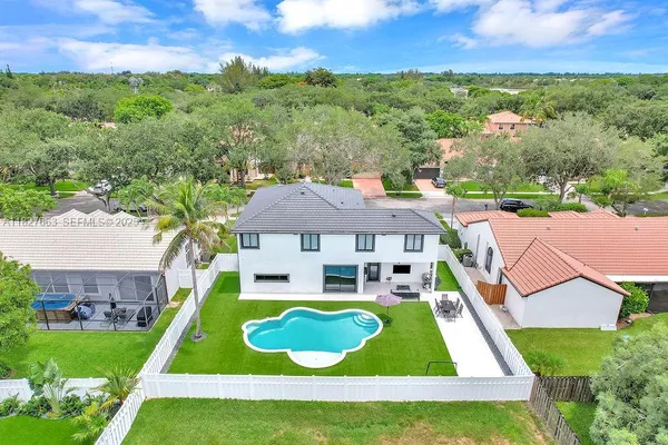 $1,590,000 | 10746 Charleston Place, Cooper City, FL 33026