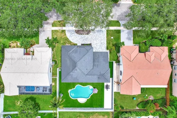 $1,590,000 | 10746 Charleston Place, Cooper City, FL 33026