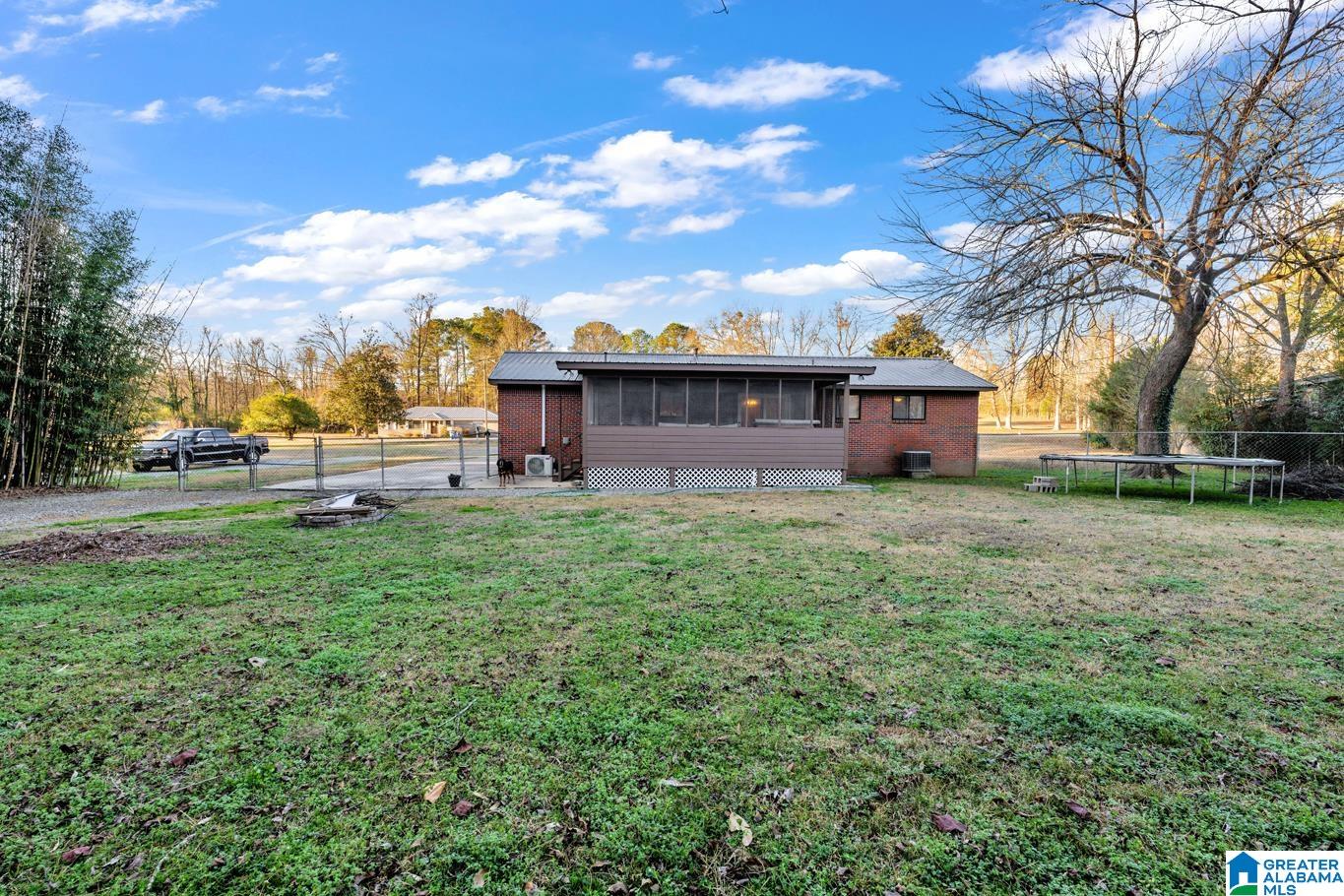 9847 Ellis Road Warrior, AL 35180 - Photo 13 of 31