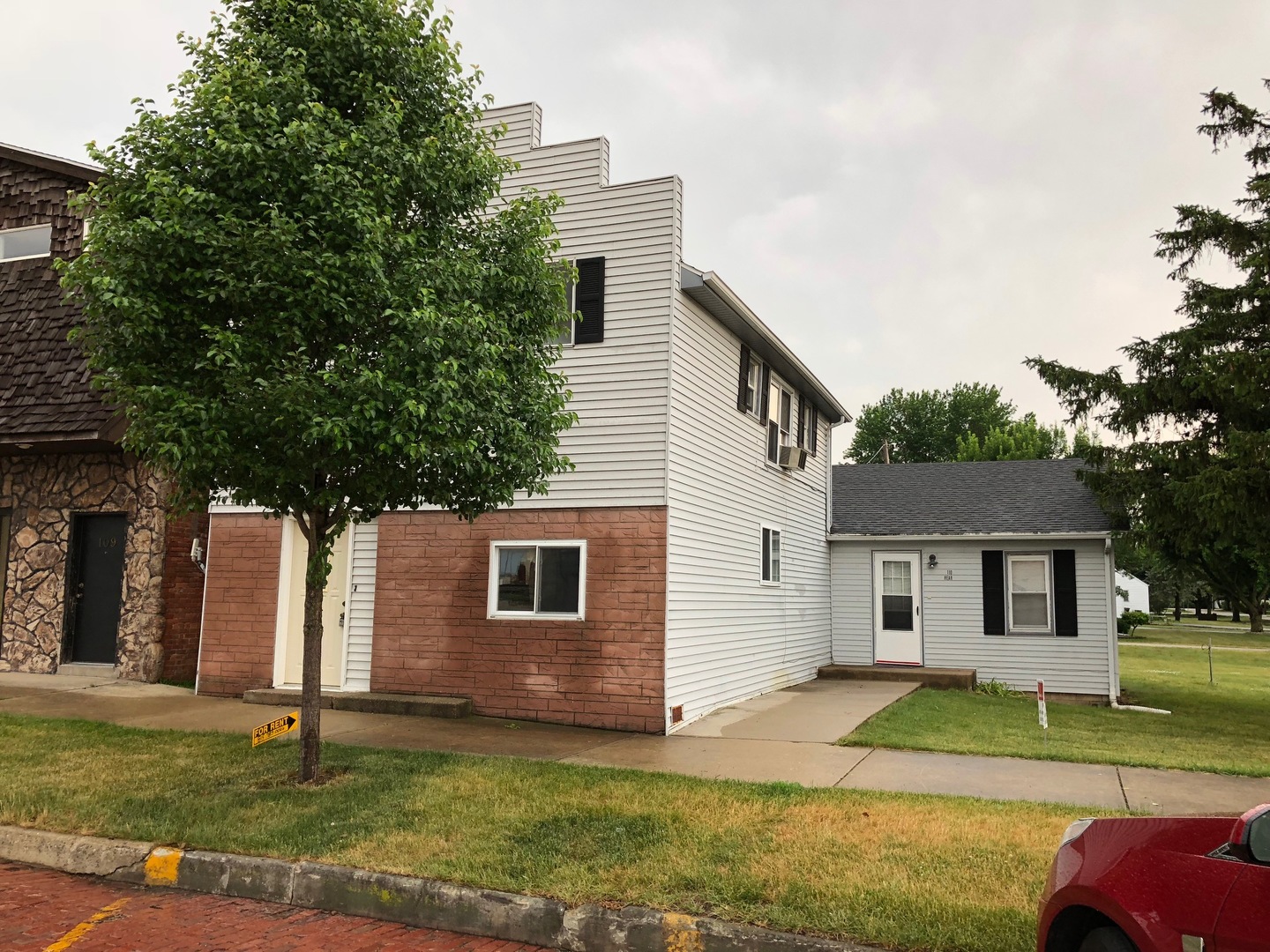 110 North Front Road, Unit F Danforth, IL 60930 - Photo 1 of 9