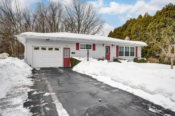 $250,000 | 225 North Chase Street, Johnstown, NY 12095
