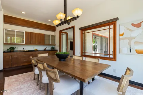 $2,595,000 | 2136 Sunnybank Drive, La Canada Flintridge, CA 91011