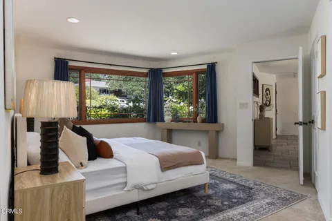 $2,595,000 | 2136 Sunnybank Drive, La Canada Flintridge, CA 91011