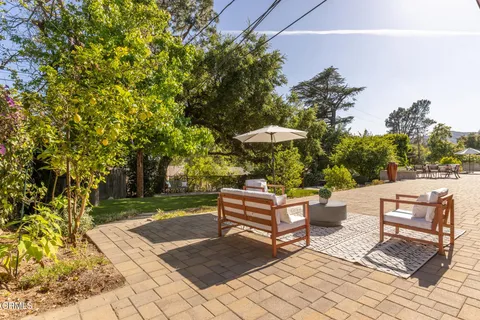 $2,595,000 | 2136 Sunnybank Drive, La Canada Flintridge, CA 91011