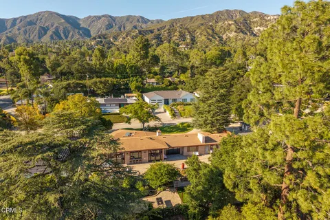 $2,595,000 | 2136 Sunnybank Drive, La Canada Flintridge, CA 91011