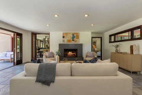 $2,595,000 | 2136 Sunnybank Drive, La Canada Flintridge, CA 91011