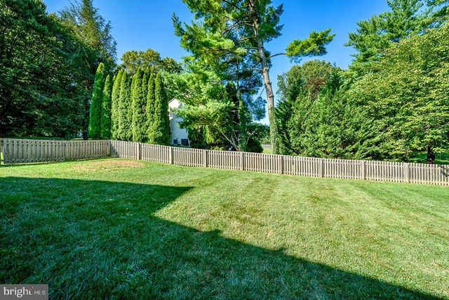 $900,000 | 100 Cumberland Place, Bryn Mawr, PA 19010