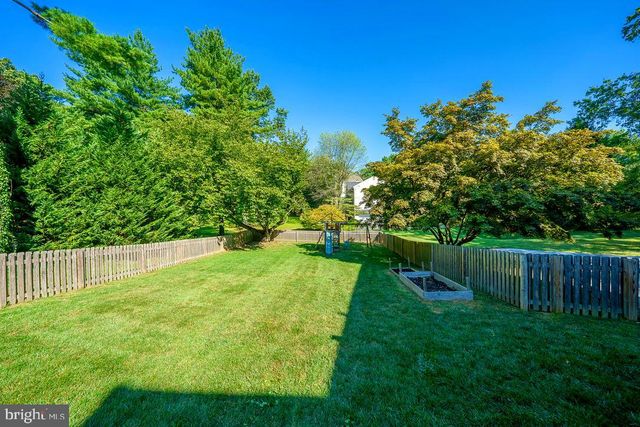 $900,000 | 100 Cumberland Place, Bryn Mawr, PA 19010