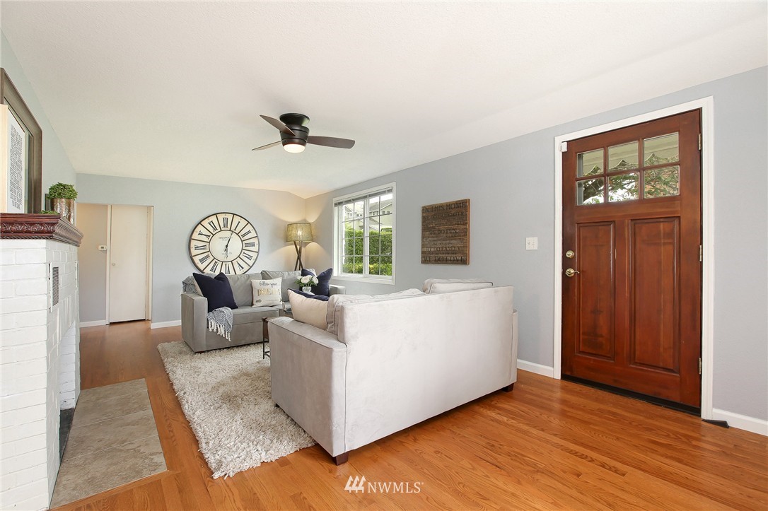 1036 North 31st Street Renton, WA 98056 - Photo 5 of 21