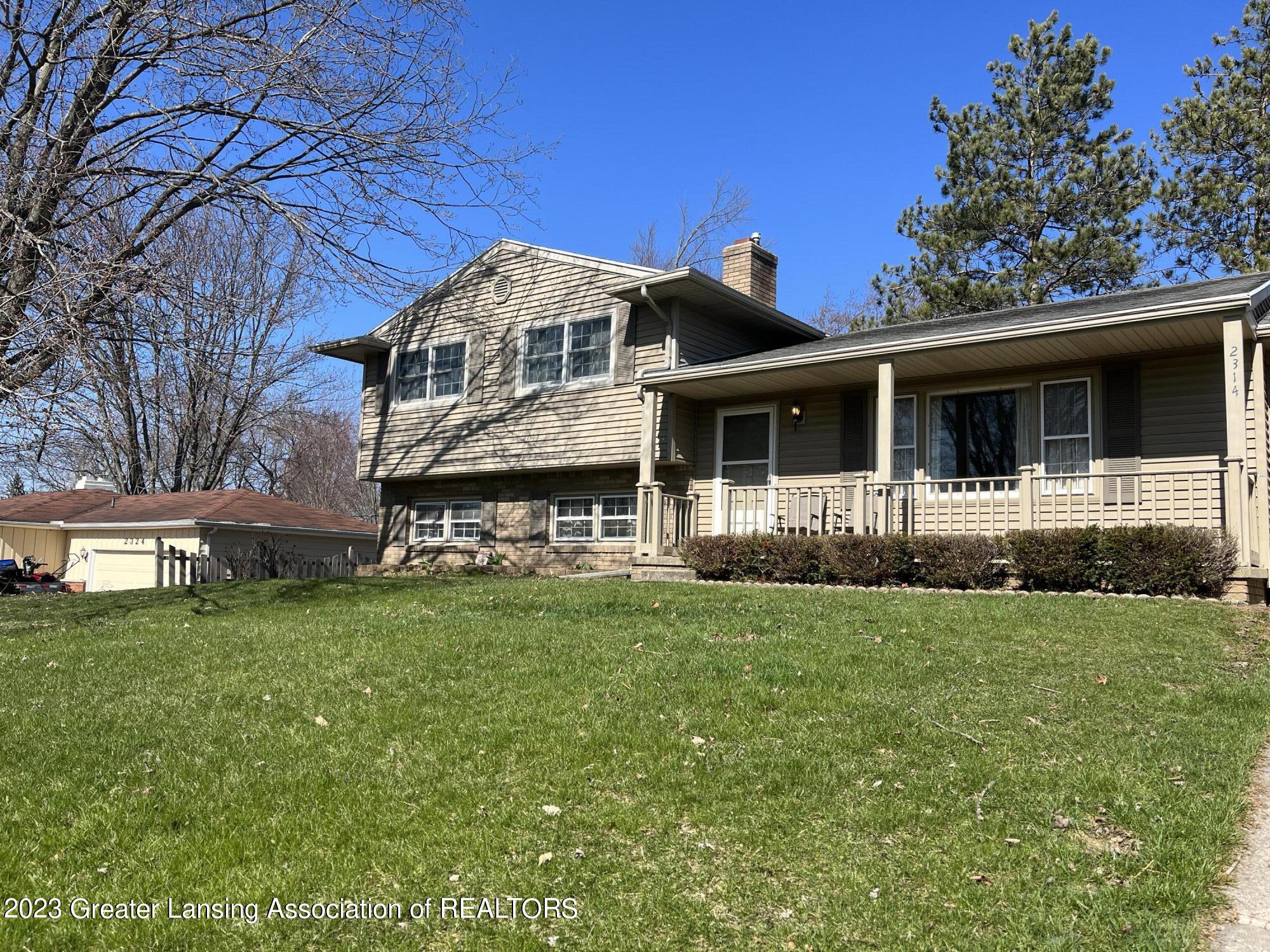 2314 Webster Road Lansing, MI 48917 - Photo 3 of 40 IMG_6959