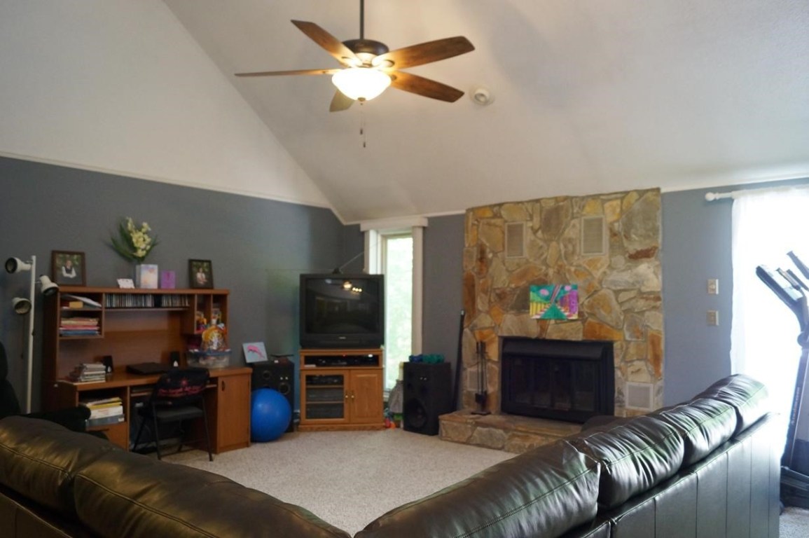 103 Acorn Drive Anderson, SC 29621 - Photo 4 of 35 Gallery Image 4