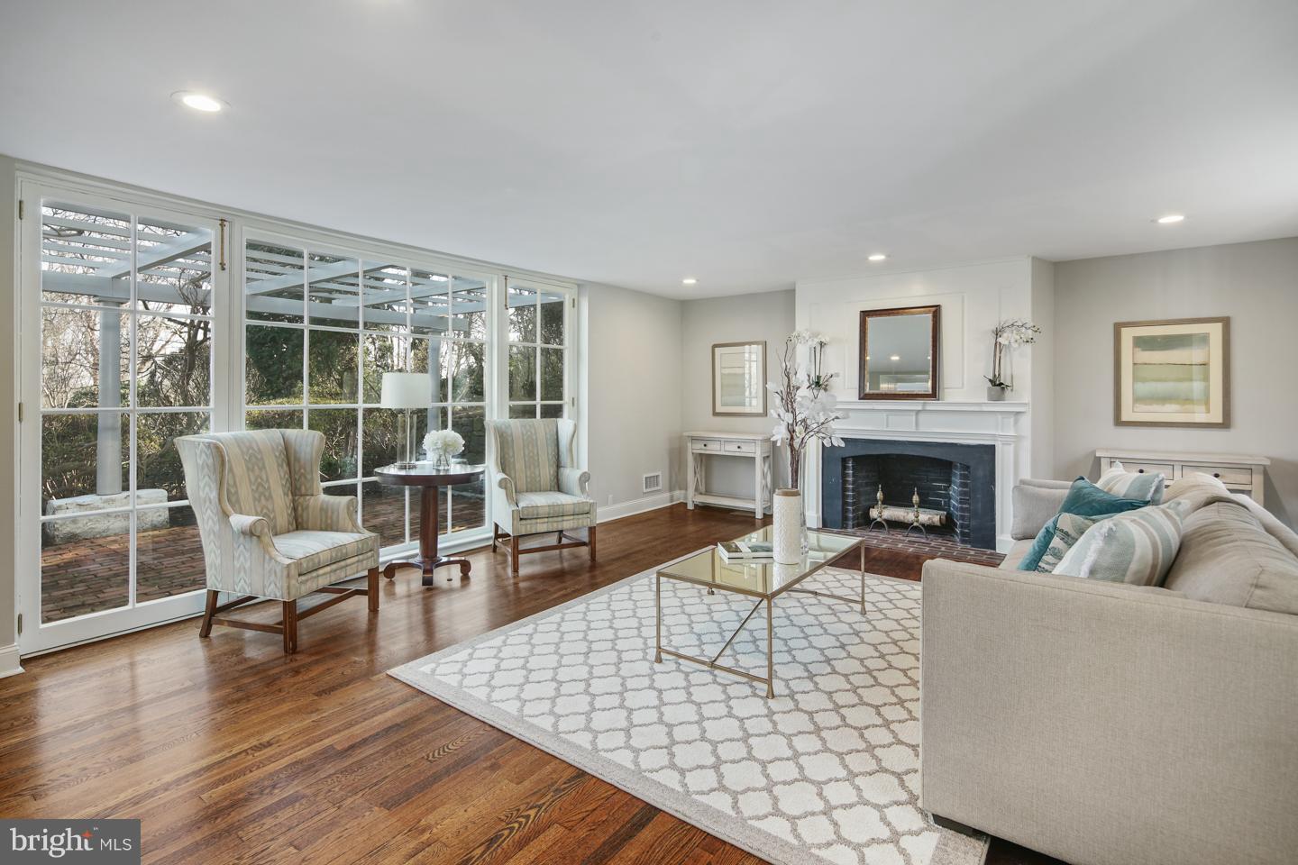 1142 Brynlawn Road Villanova, PA 19085 - Photo 12 of 34 living room