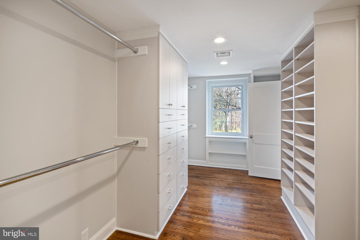 1142 Brynlawn Road Villanova, PA 19085 - Photo 19 of 34 master closet #1