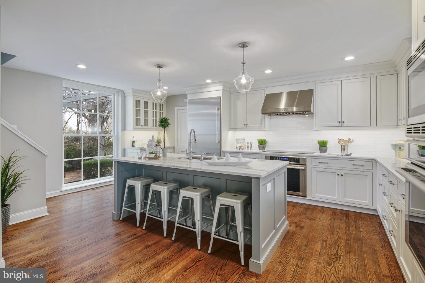 1142 Brynlawn Road Villanova, PA 19085 - Photo 3 of 34