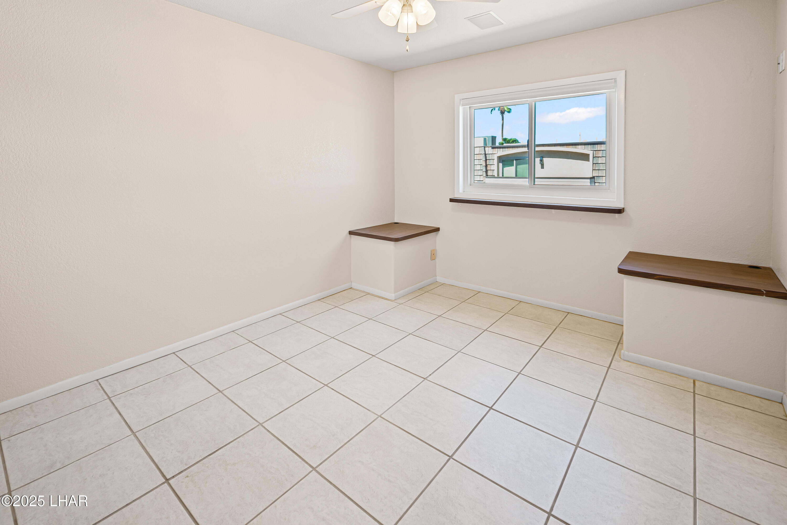 1661 Magnolia Drive, Unit 2 Lake Havasu City, AZ 86403 - Photo 20 of 42 1661 Magnolia Dr unit 2 I (6)