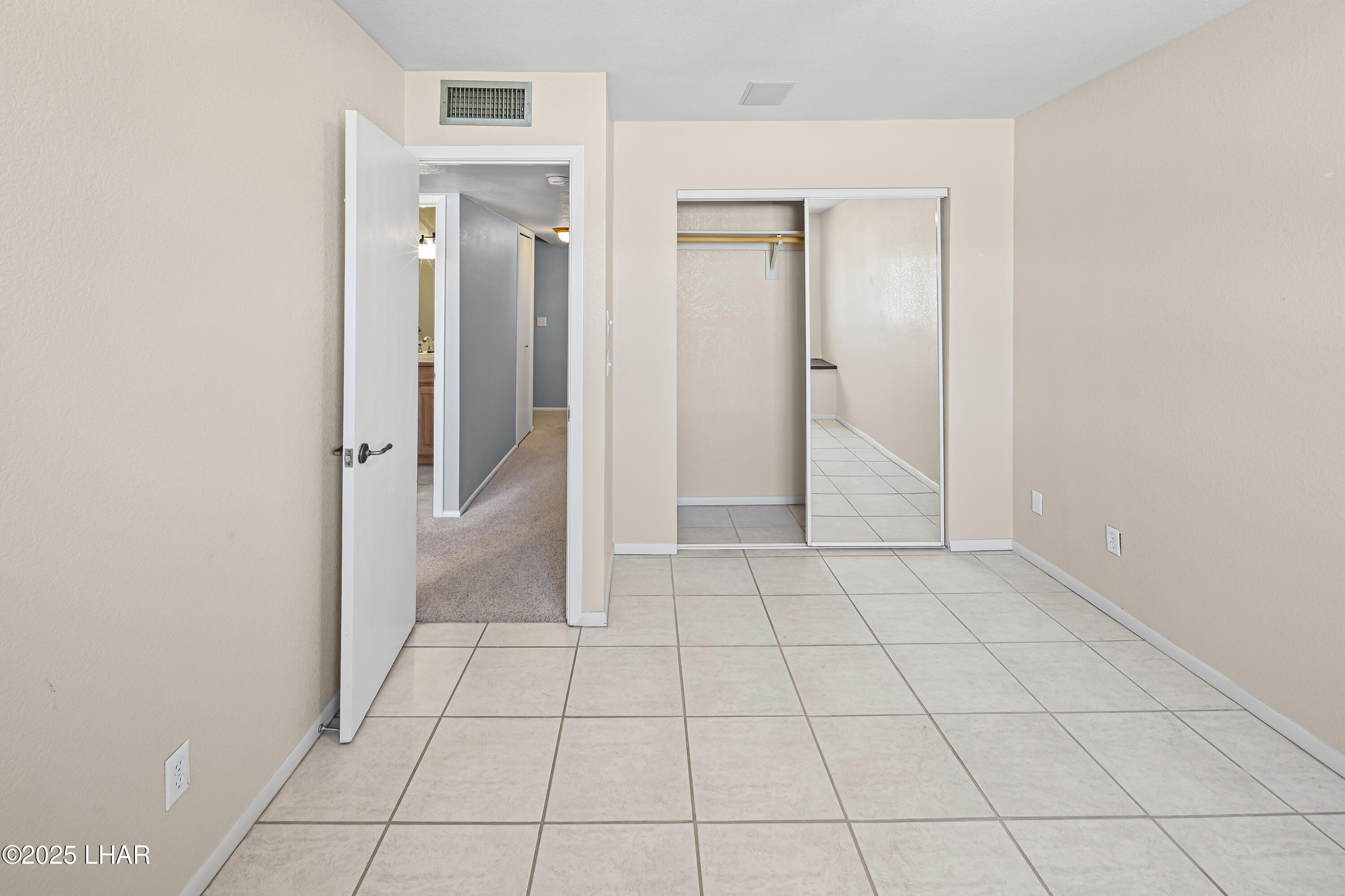1661 Magnolia Drive, Unit 2 Lake Havasu City, AZ 86403 - Photo 21 of 42 1661 Magnolia Dr unit 2 I (8)