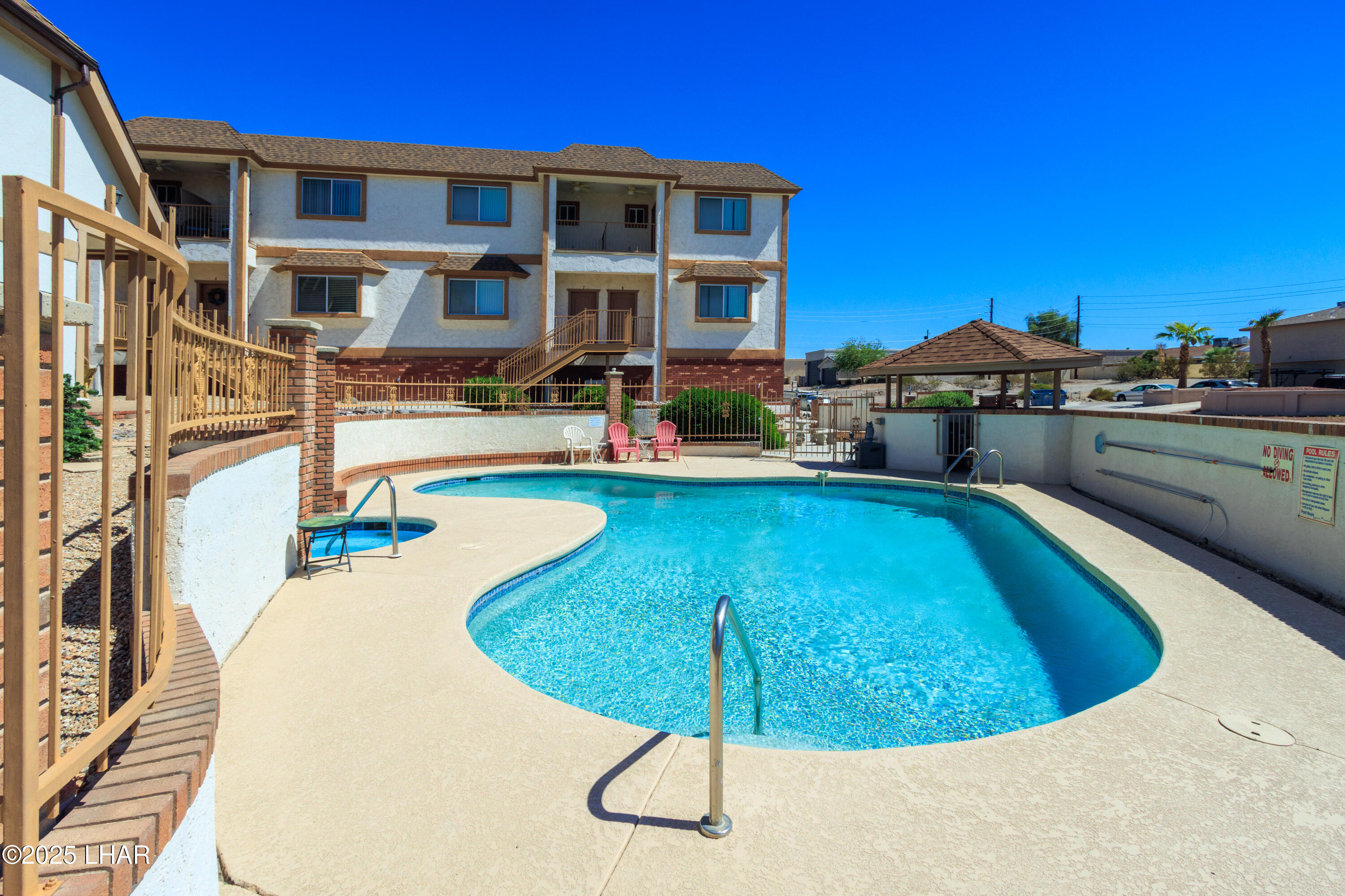 1661 Magnolia Drive, Unit 2 Lake Havasu City, AZ 86403 - Photo 4 of 42 1661 Magnolia Dr unit 2 E (6)