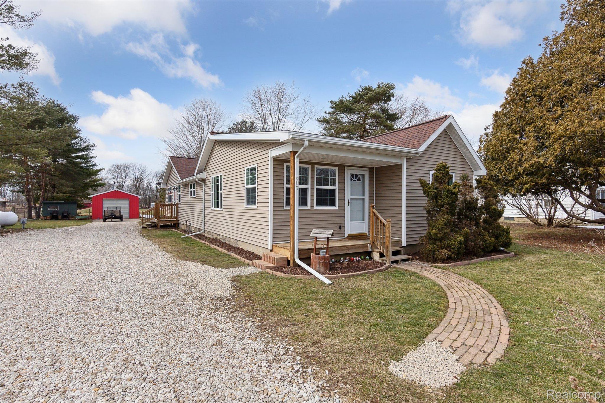607 North Eifert Road Mason, MI 48854 - Photo 2 of 25 Gallery Image 2
