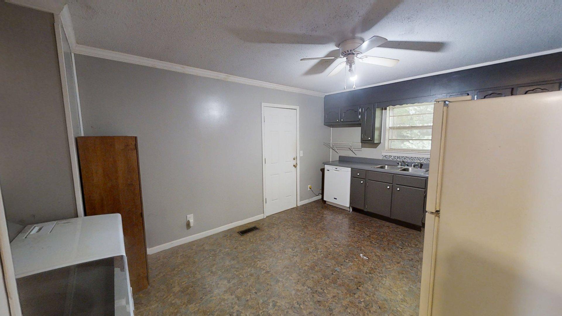 403 Inman Street Ringgold, GA 30736 - Photo 6 of 13 403-Inman-Street-Ringgold-GA-06272026_07
