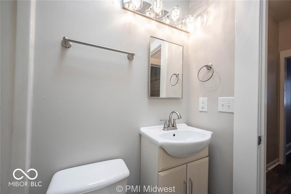 874 Virginia Avenue, Unit B Indianapolis, IN 46203 - Photo 14 of 20