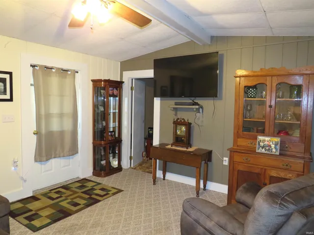 $179,000 | 6 East Judson Street, Bloomfield, IN 47424