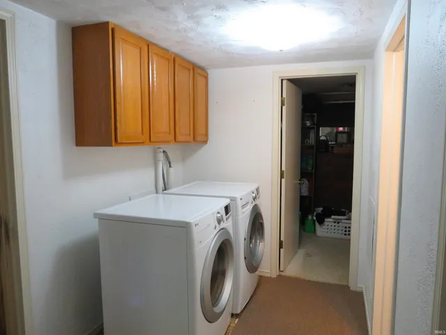 $179,000 | 6 East Judson Street, Bloomfield, IN 47424