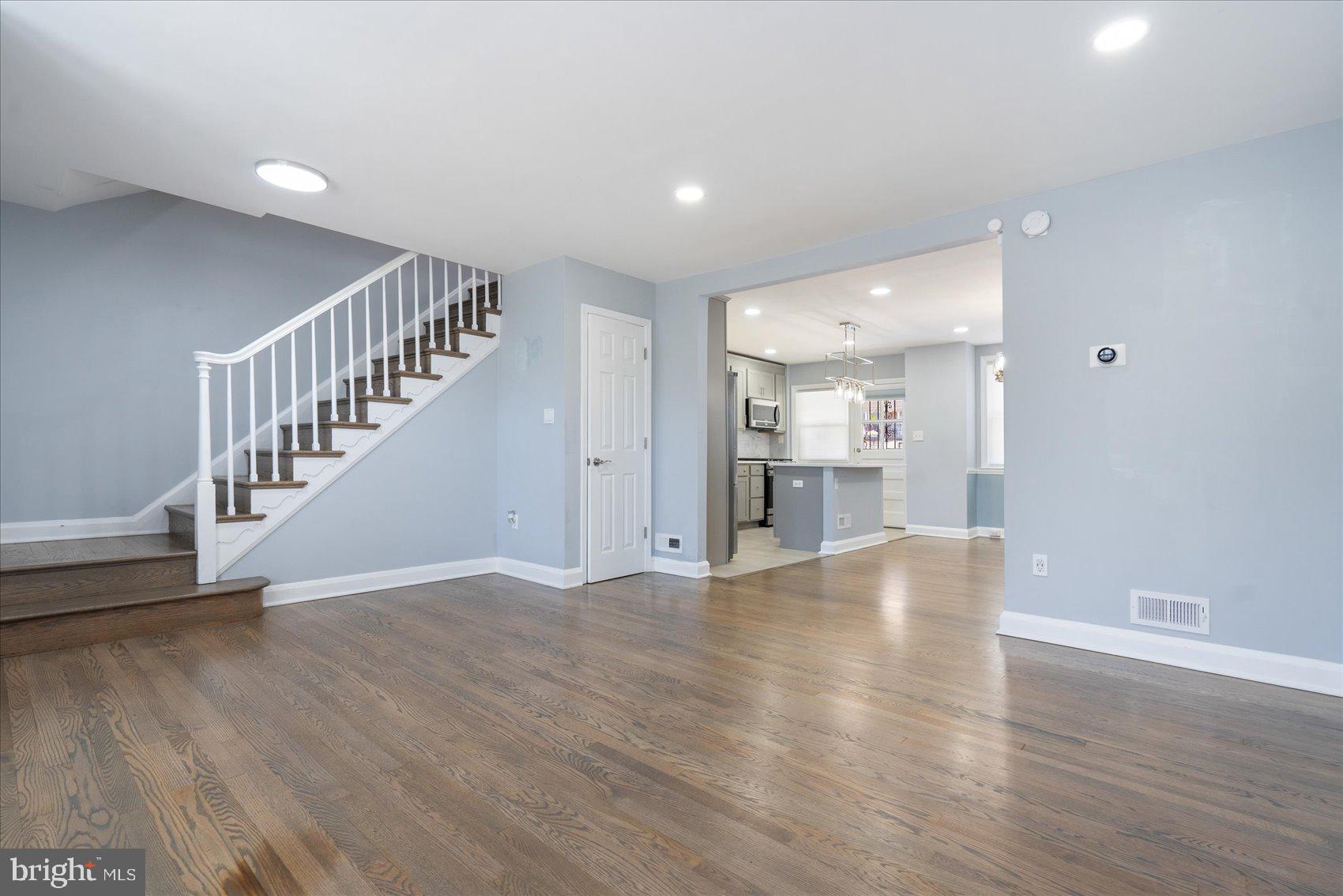 1512 Upshire Road Baltimore, MD 21218 - Photo 8 of 38
