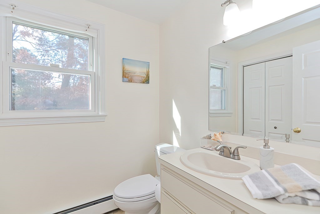 7 Symmes Road Franklin, MA 02038 - Photo 17 of 40 Gallery Image 17