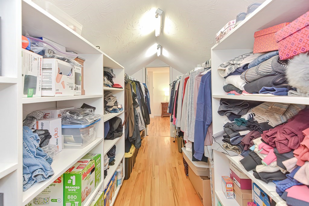 7 Symmes Road Franklin, MA 02038 - Photo 20 of 40 Gallery Image 20