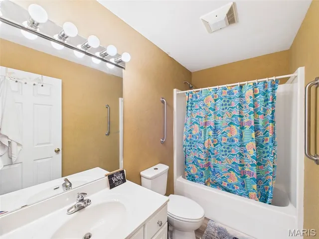 $359,900 | 305 Mossman Lane, Rolla, MO 65401