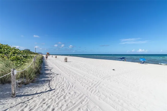 $1,400 | 8430 Harding Avenue, Unit 4A, Miami Beach, FL 33141