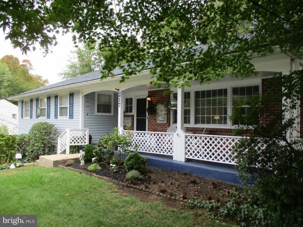 217 Foxcroft Road Broomall, PA 19008 - Photo 1 of 50 Gallery Image 1