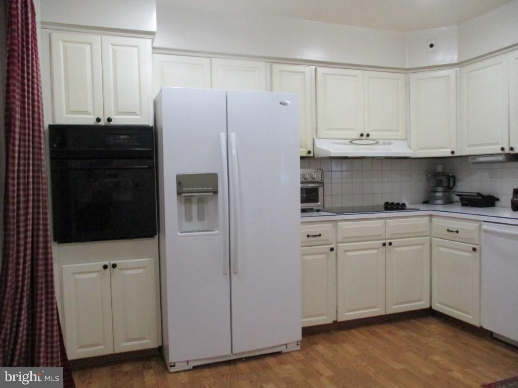217 Foxcroft Road Broomall, PA 19008 - Photo 14 of 50 Gallery Image 14