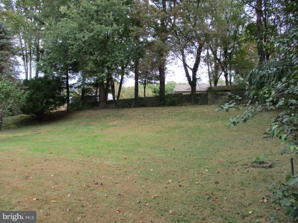217 Foxcroft Road Broomall, PA 19008 - Photo 49 of 50 Gallery Image 49