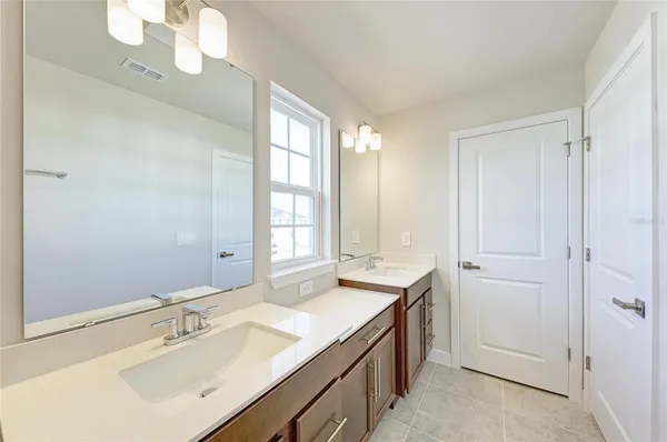 $2,850 | 12435 Amber Creek Circle, Bradenton, FL 34211