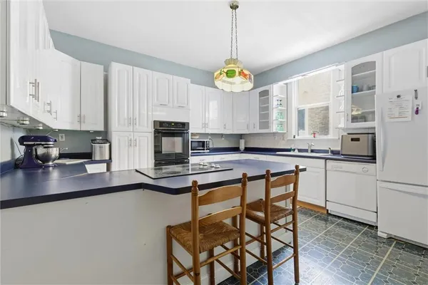 $325,000 | 554 Kansas City Avenue South, Excelsior Springs, MO 64024