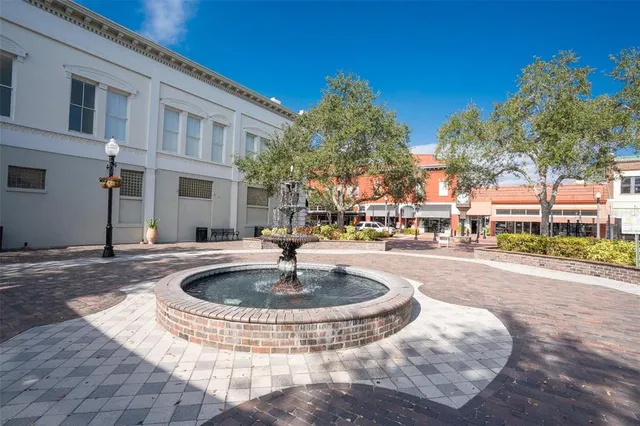 $399,900 | 225 West Seminole Boulevard, Unit 208, Sanford, FL 32771