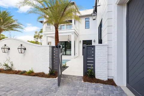 a view of a entrance