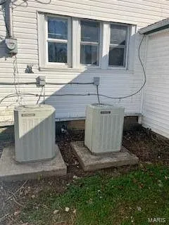 $179,900 | 351 6th Street, Summersville, MO 65571