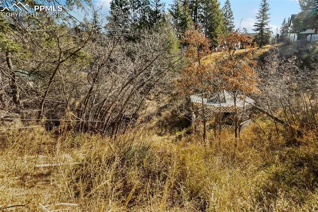 a sign that is on the side of a road