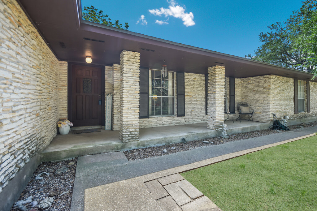 301 Navajo Trail Georgetown, TX 78633 - Photo 6 of 35 View of exterior entry featuring a porch. Imagine relaxing in this front porch.